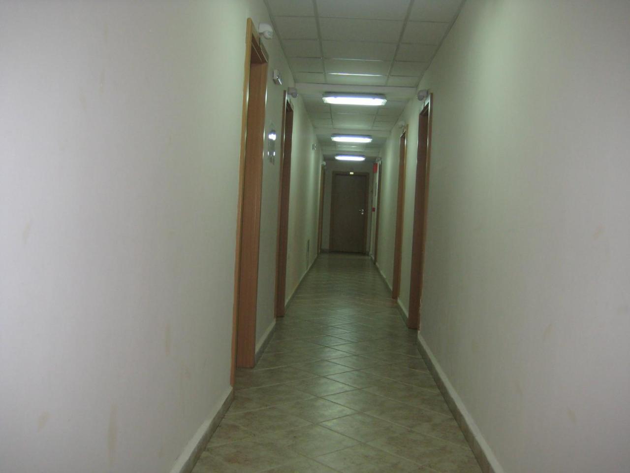 Hotel Restaurant Popini Laki Yagodina Buitenkant foto