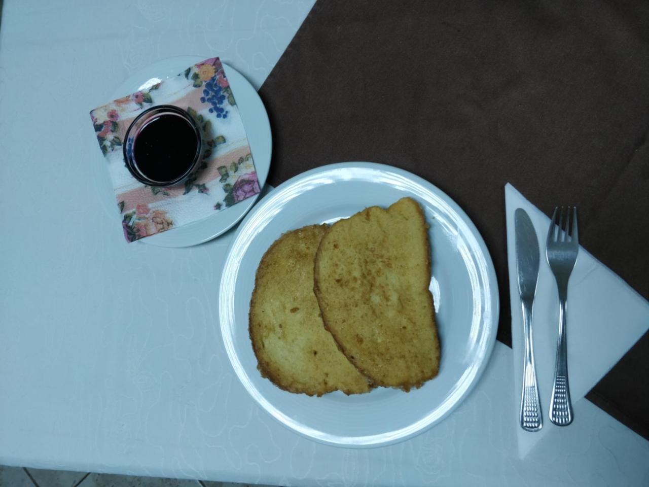 Hotel Restaurant Popini Laki Yagodina Buitenkant foto